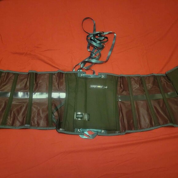 CorsetStory Green Taffeta and Mesh Underbust Corset - Picture 4 of 7